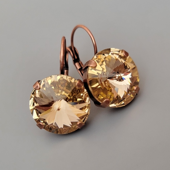 Austrian Crystal Earrings in Antique Copper lever - Picture 4 of 7